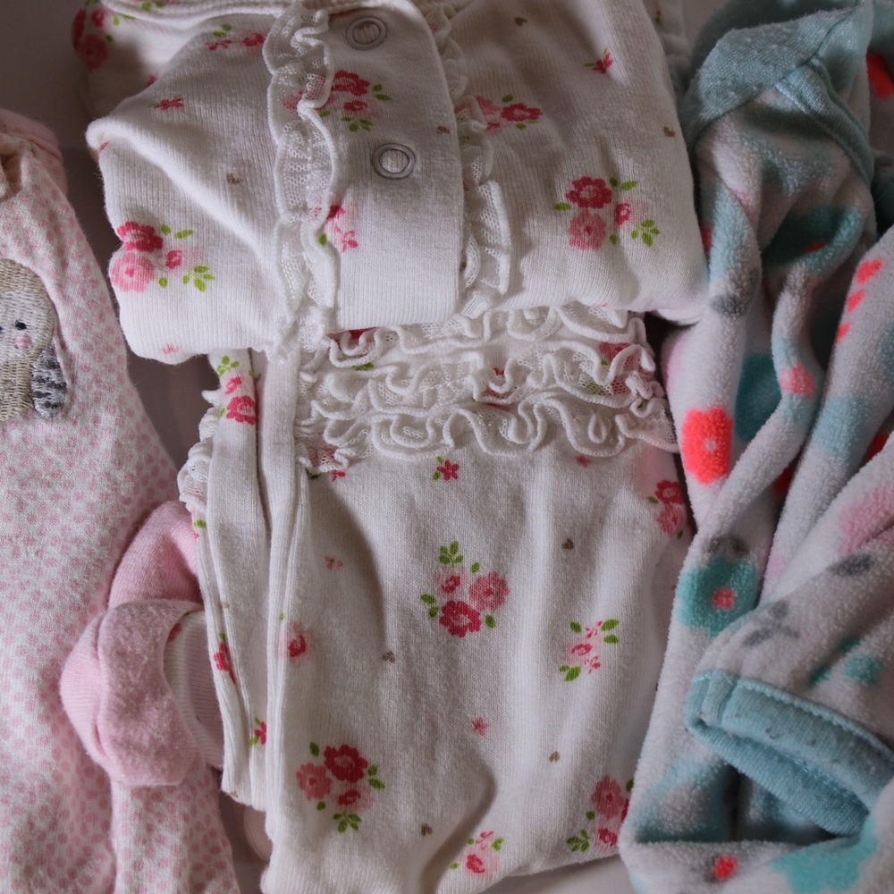 CARTERS (4) Newborn Sleeper Footies Pyjama Lot Size Newborn New Born NB - Picture 10 of 11
